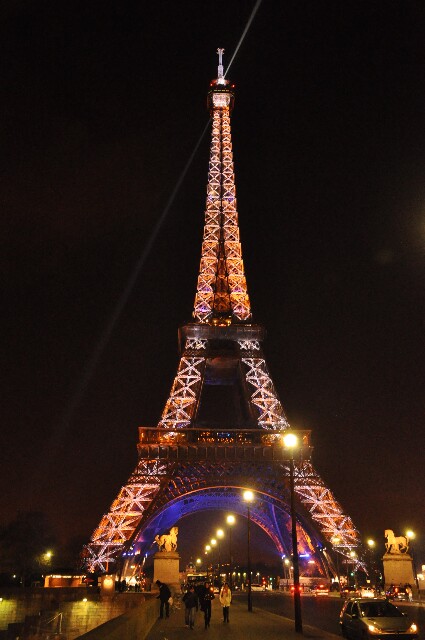 min 2009 12 14 paris night 050